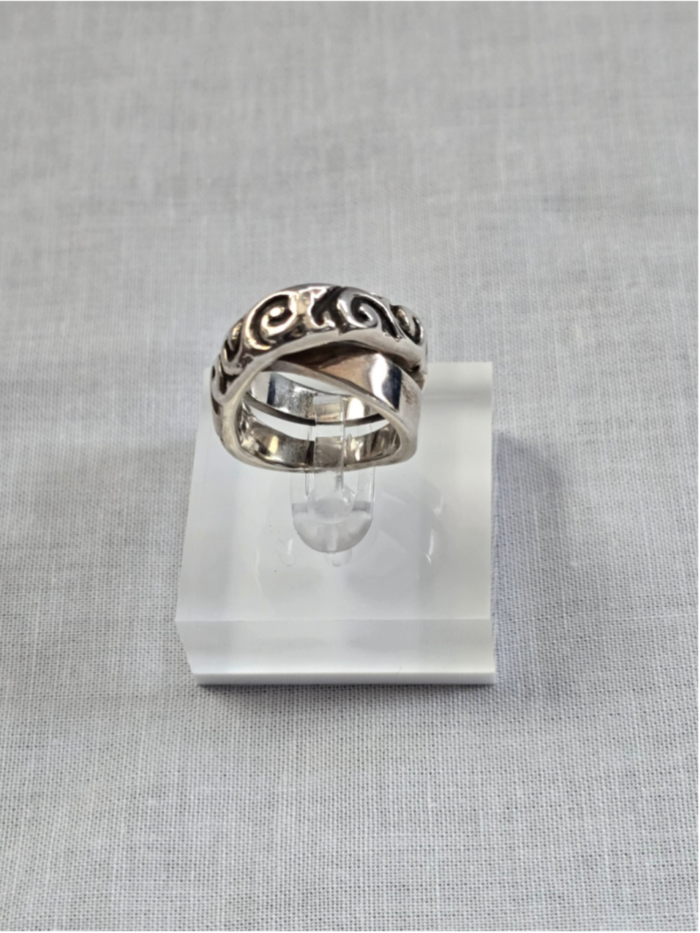 Vintage Sterling Silver Modernist Crossover Scroll Ring Size 6.5